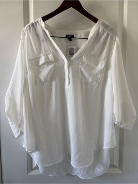 torrid White V-Neck Split-Front Blouse